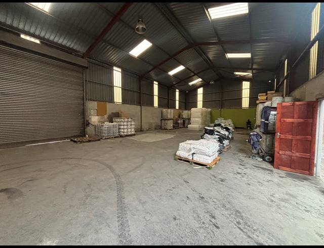 2,356M² WAREHOUSE TO LET IN EPPING INDUSTRIAL